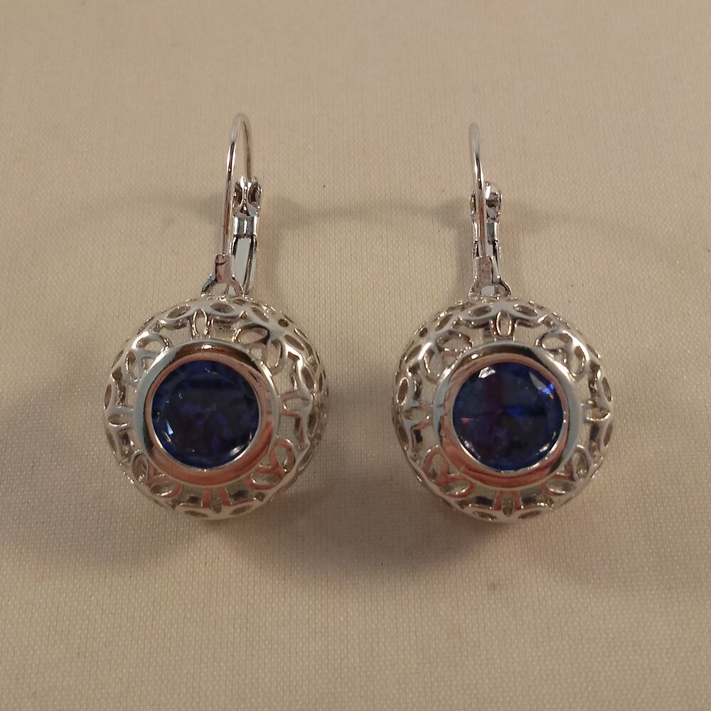 18K White Gold Filled Flower Carved Bezel Navy Blue Diamond Zircon Earrings Gift - Picture 2 of 4